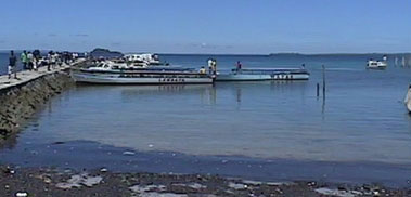 Sorong jetty boats - 14650 Bytes